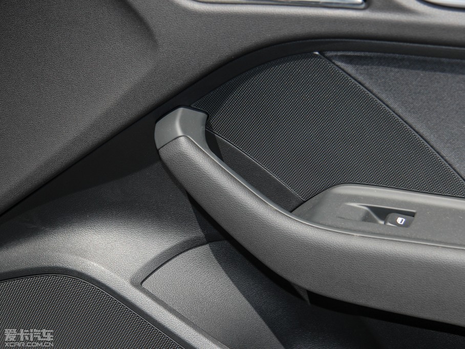 2014WA3 Limousine 35 TFSI r