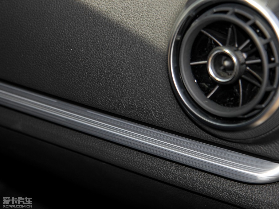 2014WA3 Limousine 35 TFSI r