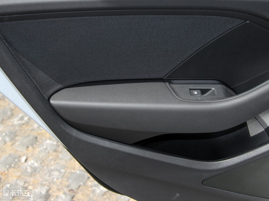 2014WA3 Limousine 35 TFSI r