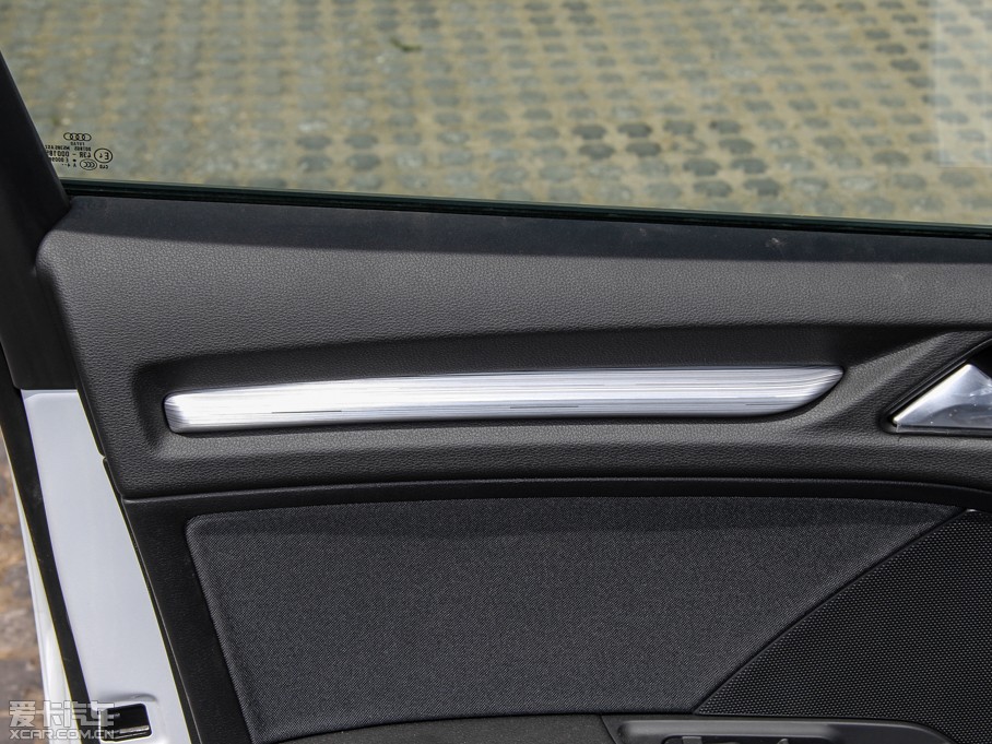 2014WA3 Limousine 35 TFSI r