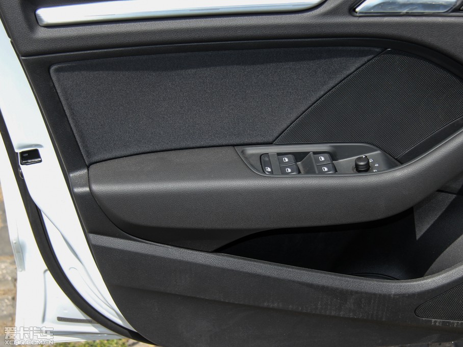 2014WA3 Limousine 35 TFSI r