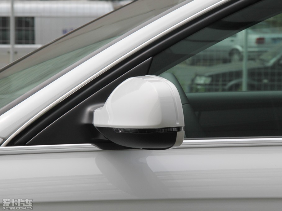 2015WA4L 30 TFSI Ԅm