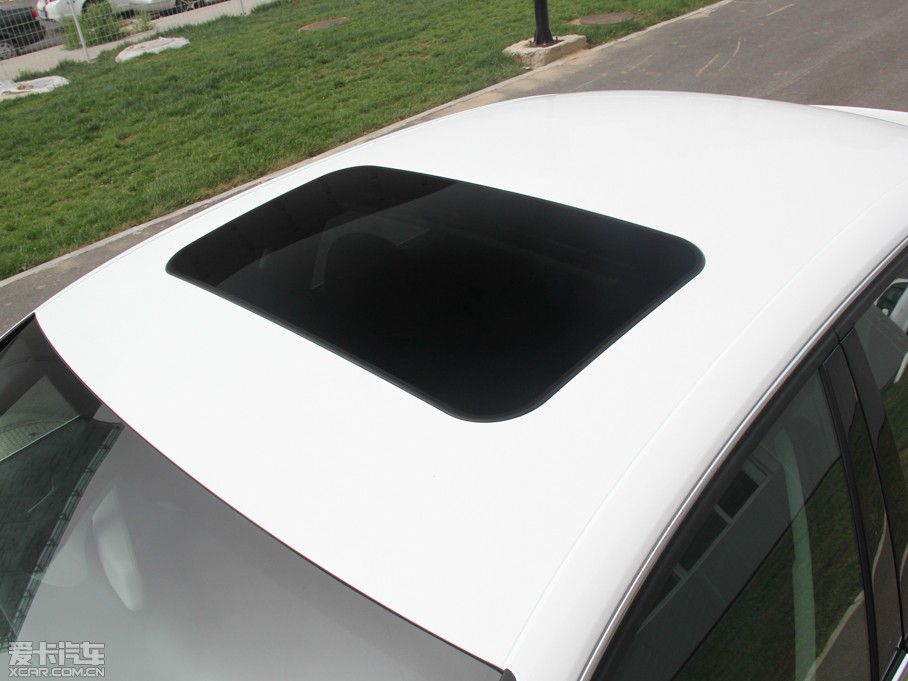 2015WA4L 30 TFSI Ԅm