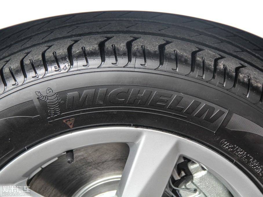 2015WA4L 30 TFSI Ԅm