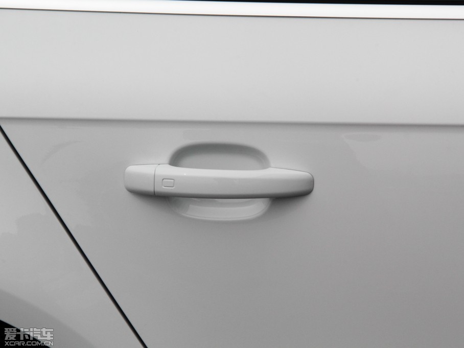 2015WA4L 30 TFSI Ԅm