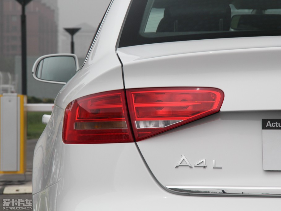 2015WA4L 30 TFSI Ԅm