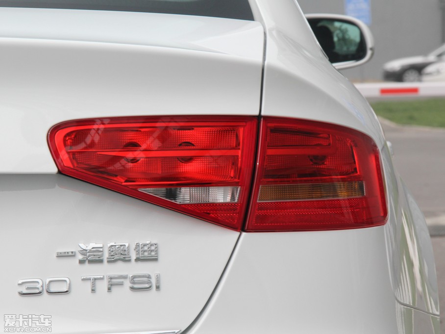 2015WA4L 30 TFSI Ԅm