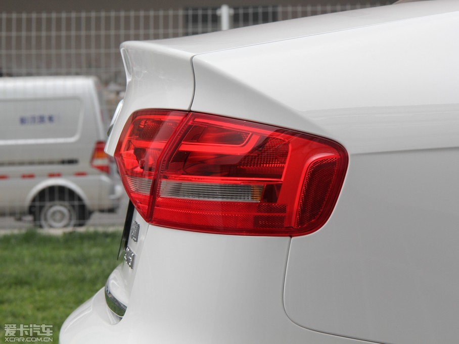 2015WA4L 30 TFSI Ԅm