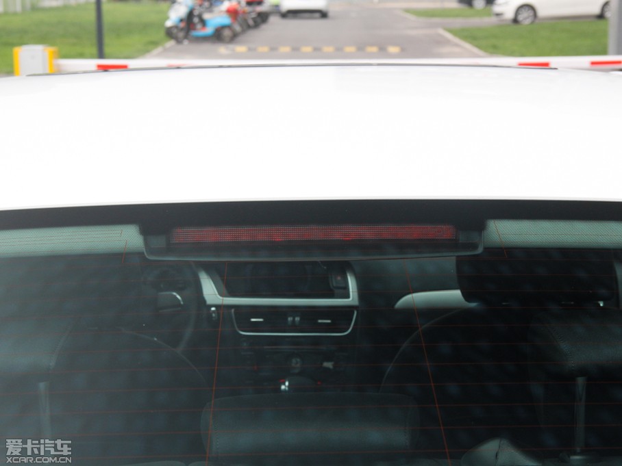 2015WA4L 30 TFSI Ԅm