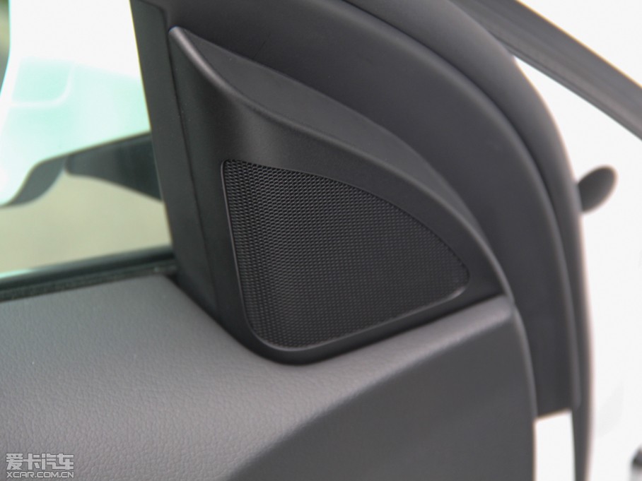 2015WA4L 30 TFSI Ԅm