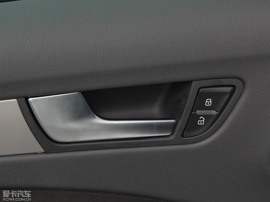 2015WA4L 30 TFSI Ԅm