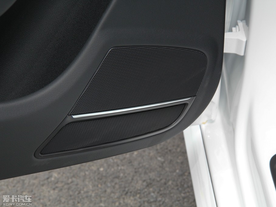 2015WA4L 30 TFSI Ԅm