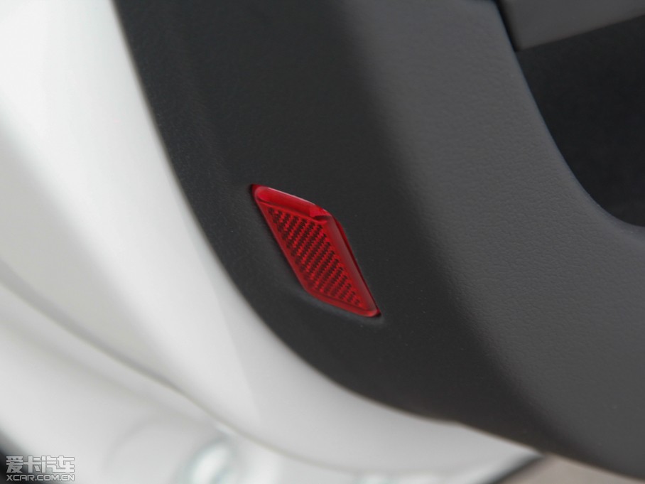 2015WA4L 30 TFSI Ԅm