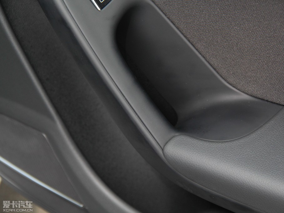 2015WA4L 30 TFSI Ԅm