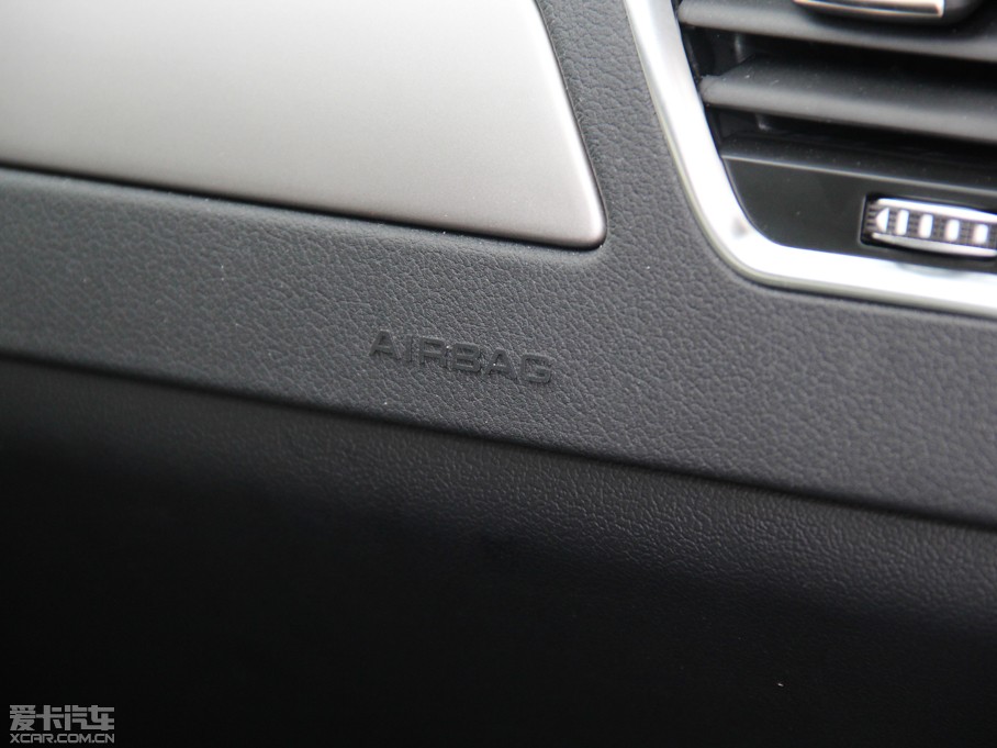 2015WA4L 30 TFSI Ԅm