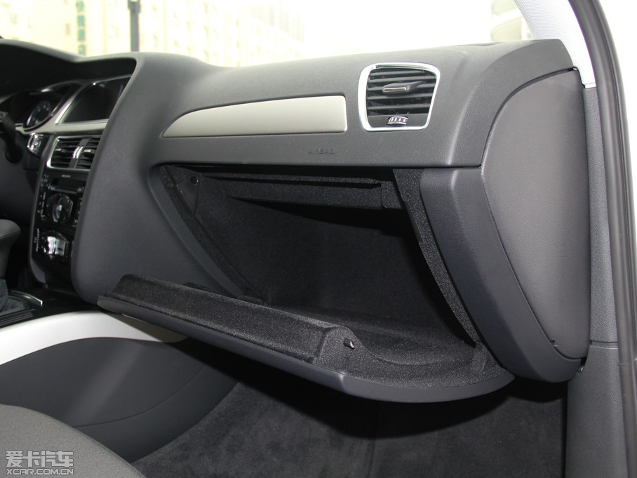 2015?yun)WA4L 30 TFSI Ԅ(dng)m