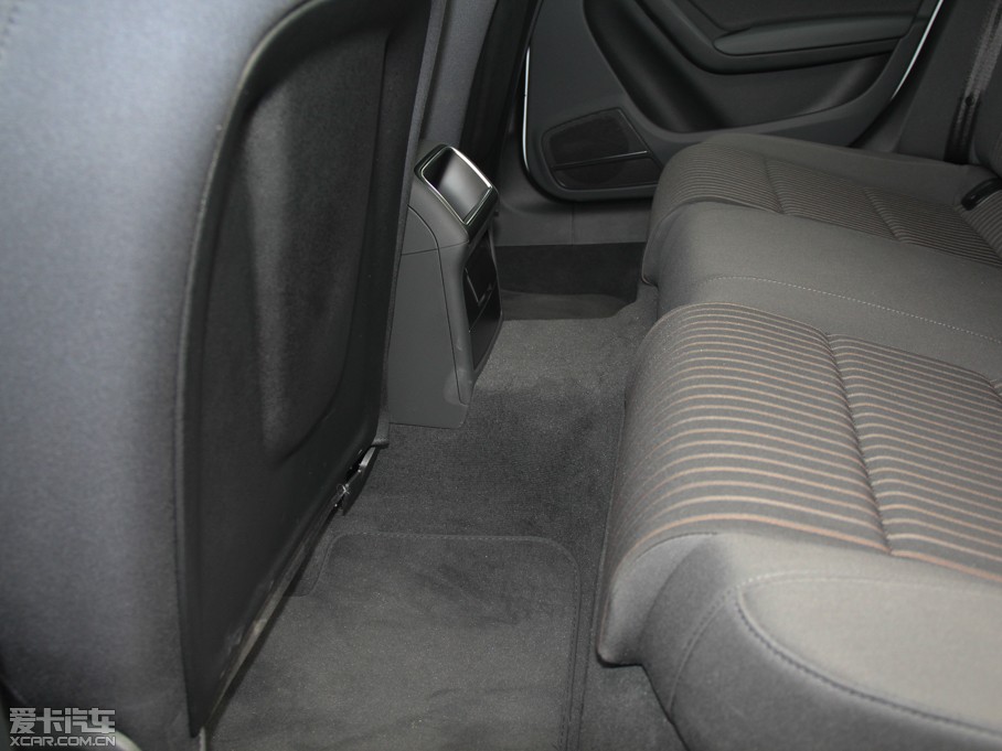 2015WA4L 30 TFSI Ԅm