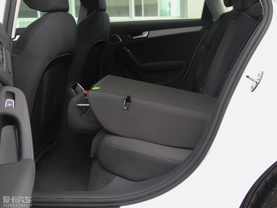 2015WA4L 30 TFSI Ԅm