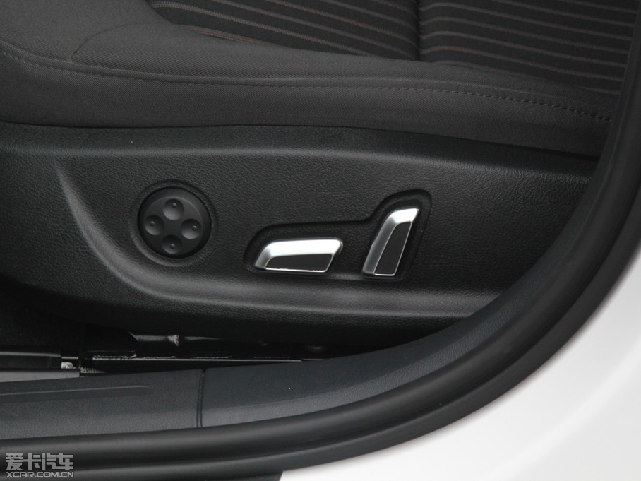 2015WA4L 30 TFSI Ԅm