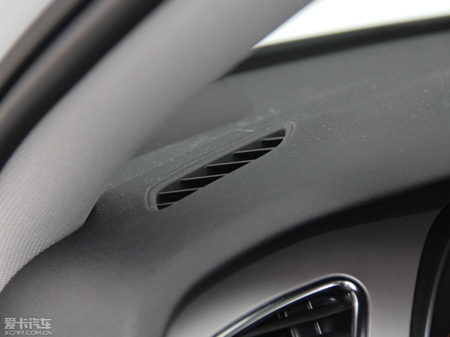 2015WA4L 30 TFSI Ԅm