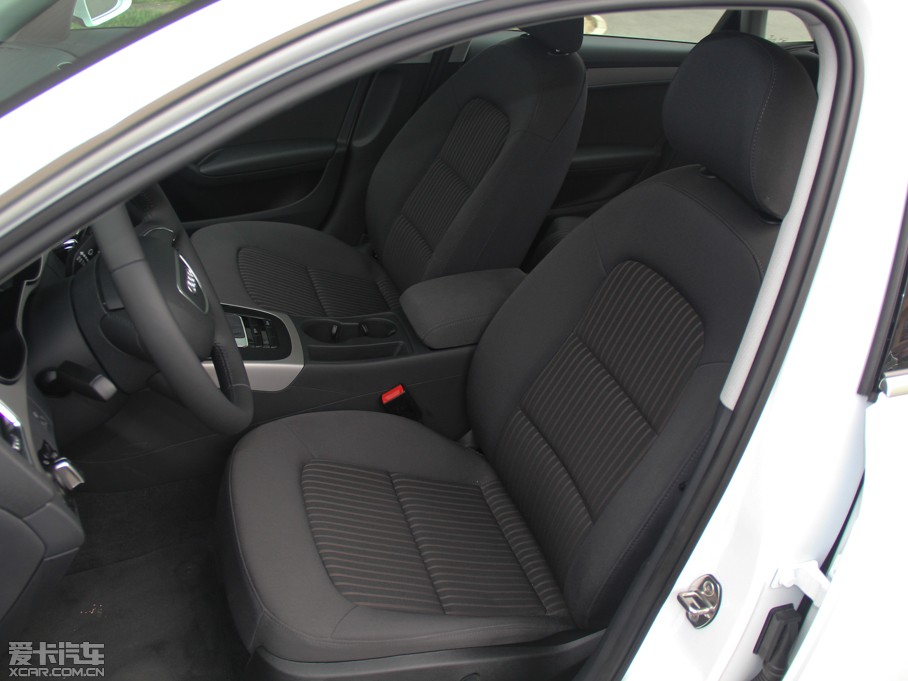 2015WA4L 30 TFSI Ԅm