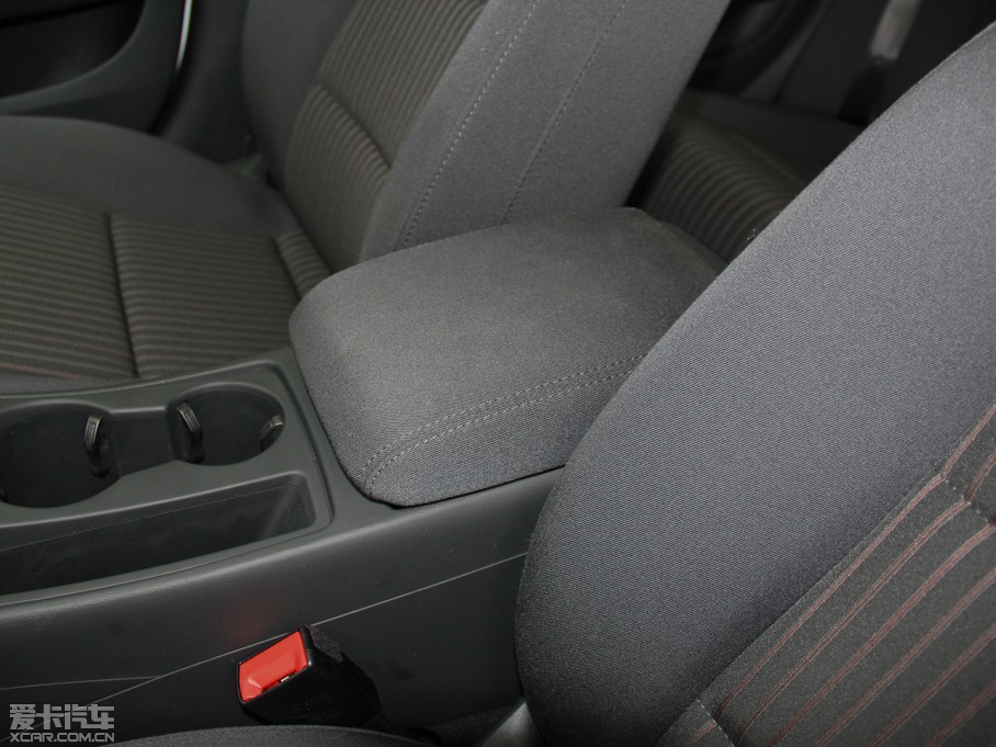 2015WA4L 30 TFSI Ԅm