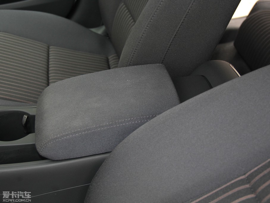 2015WA4L 30 TFSI Ԅm