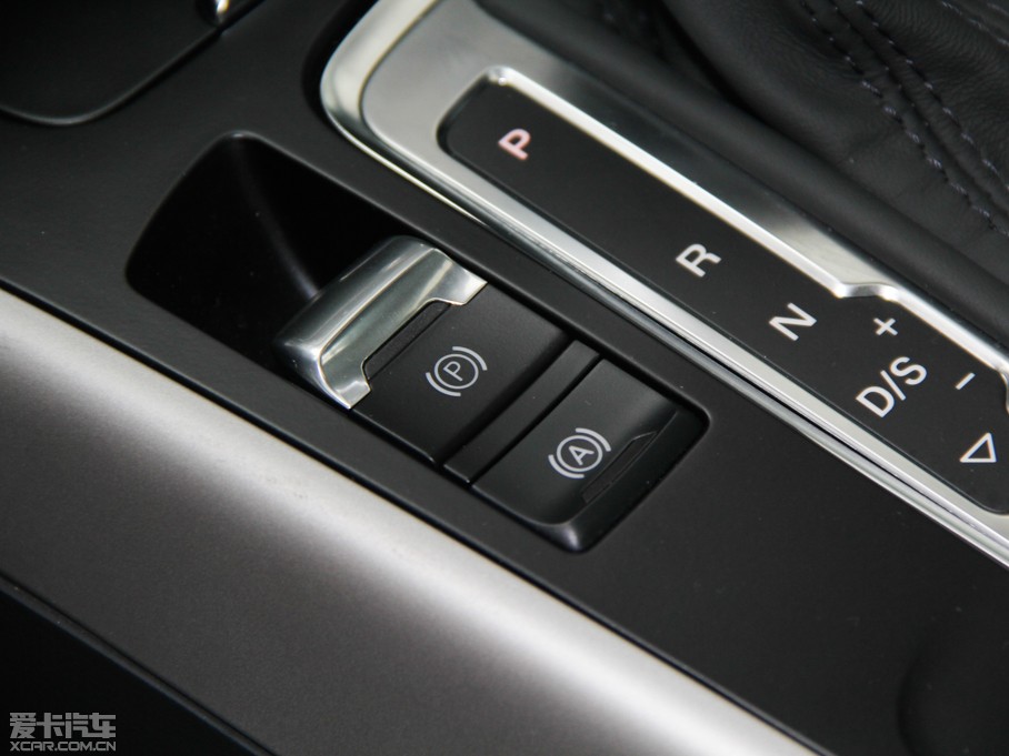 2015WA4L 30 TFSI Ԅm