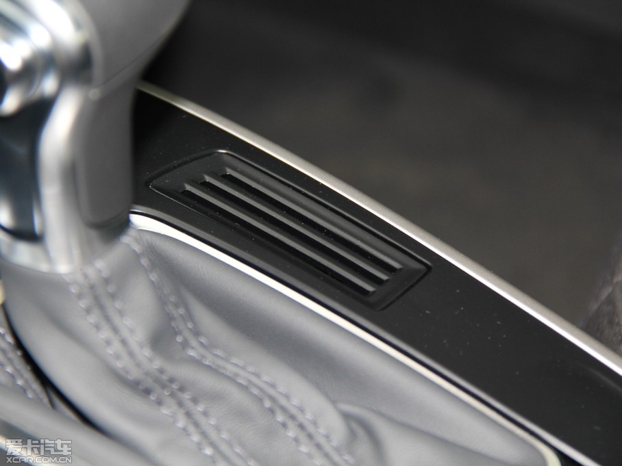 2015?yun)WA4L 30 TFSI Ԅ(dng)m