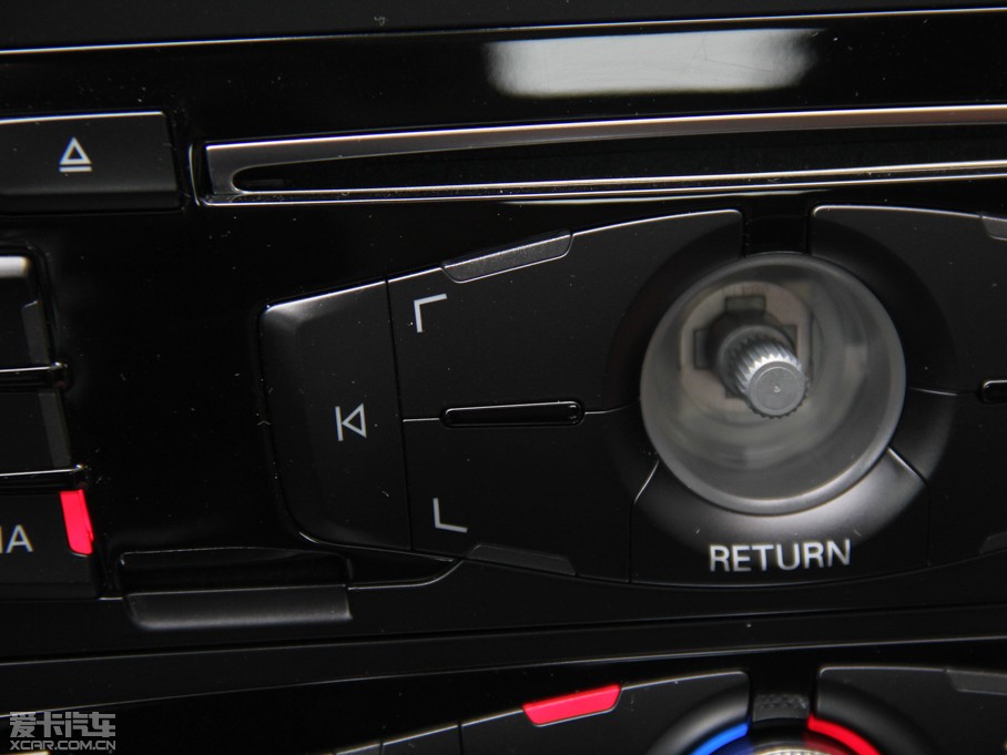 2015WA4L 30 TFSI Ԅm