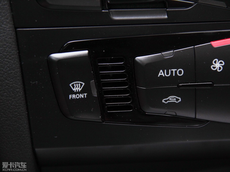 2015?yun)WA4L 30 TFSI Ԅ(dng)m