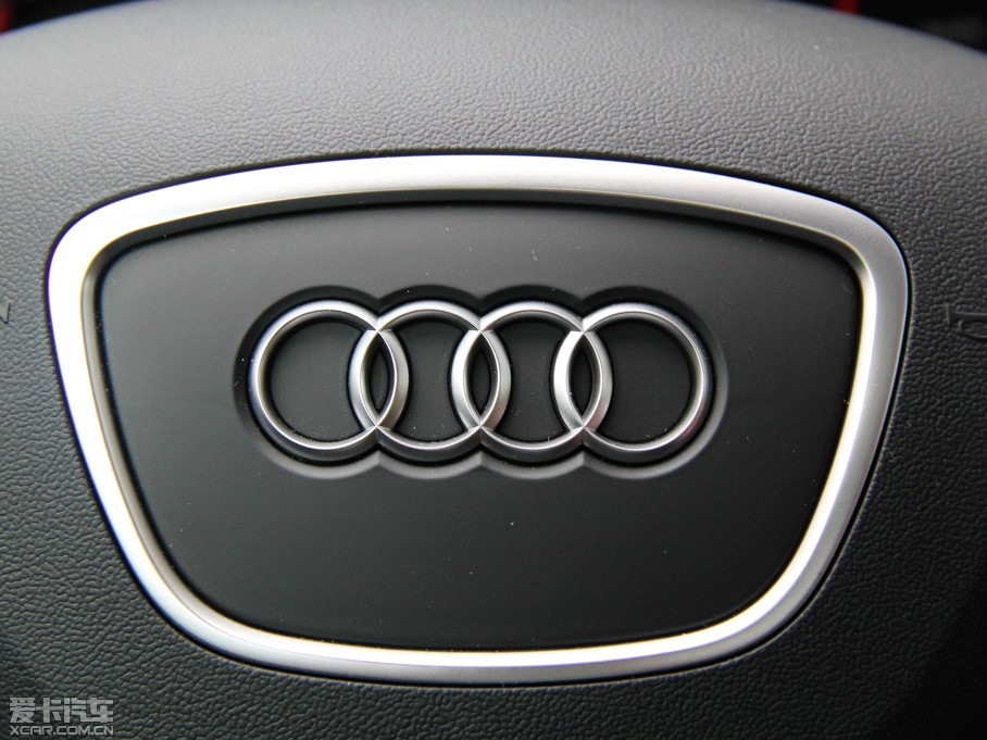 2015WA4L 30 TFSI Ԅm