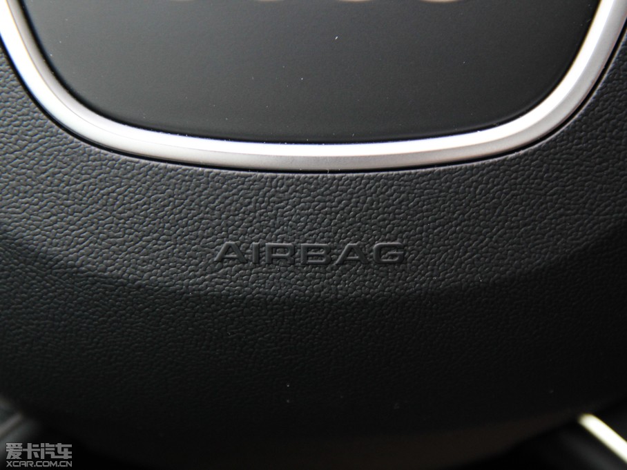 2015WA4L 30 TFSI Ԅm