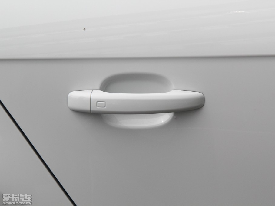 2015WA4L 35 TFSI ԄӼg