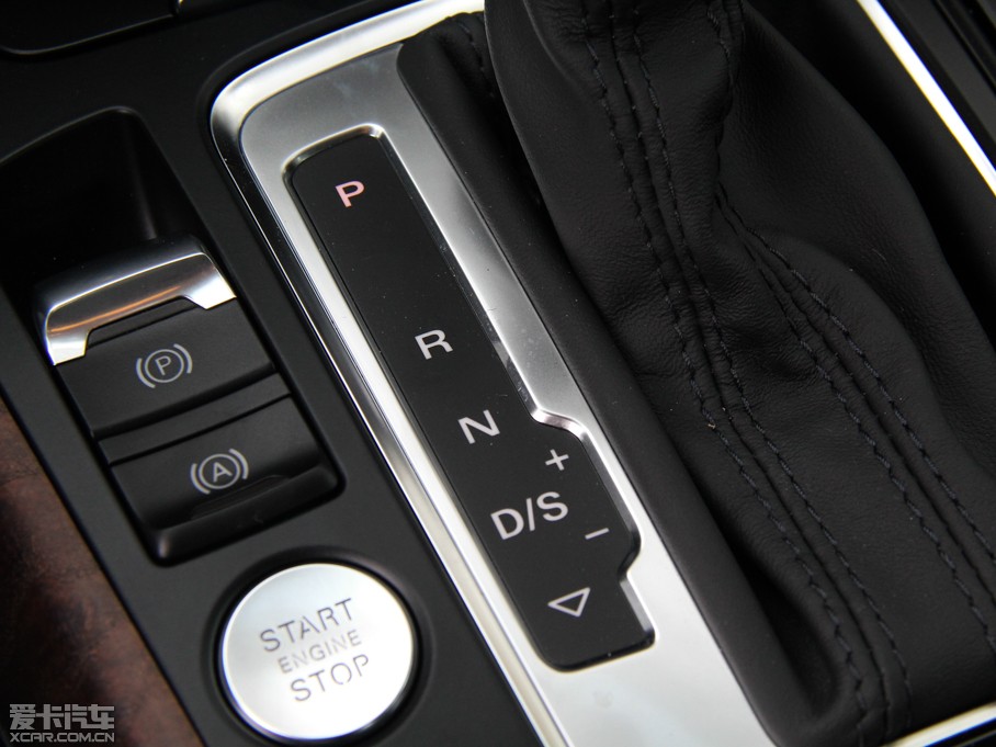 2015WA4L 35 TFSI ԄӼg