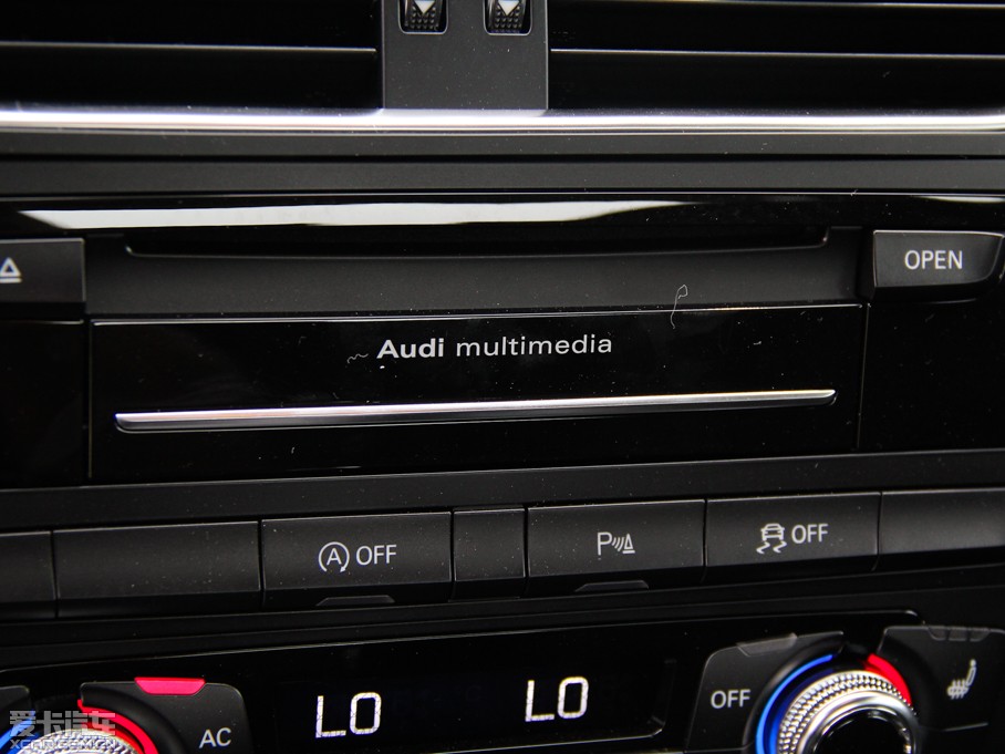 2015WA4L 35 TFSI ԄӼg