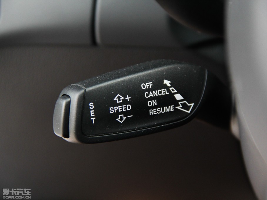 2015WA4L 35 TFSI ԄӼg