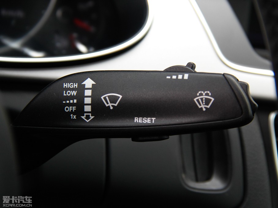 2015WA4L 35 TFSI ԄӼg