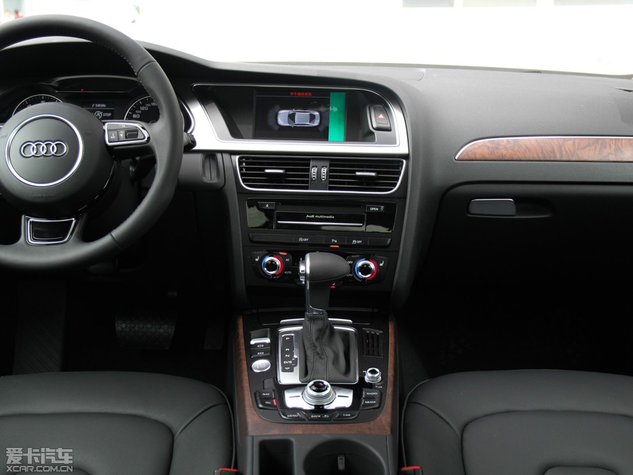 2015WA4L 35 TFSI ԄӼg