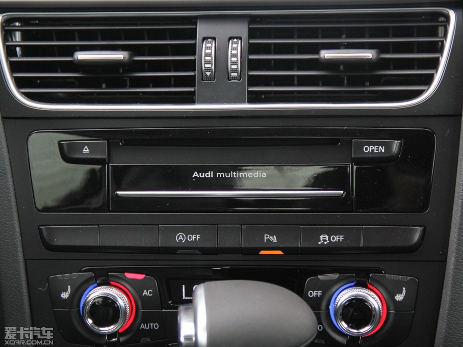 2015WA4L 35 TFSI ԄӼg