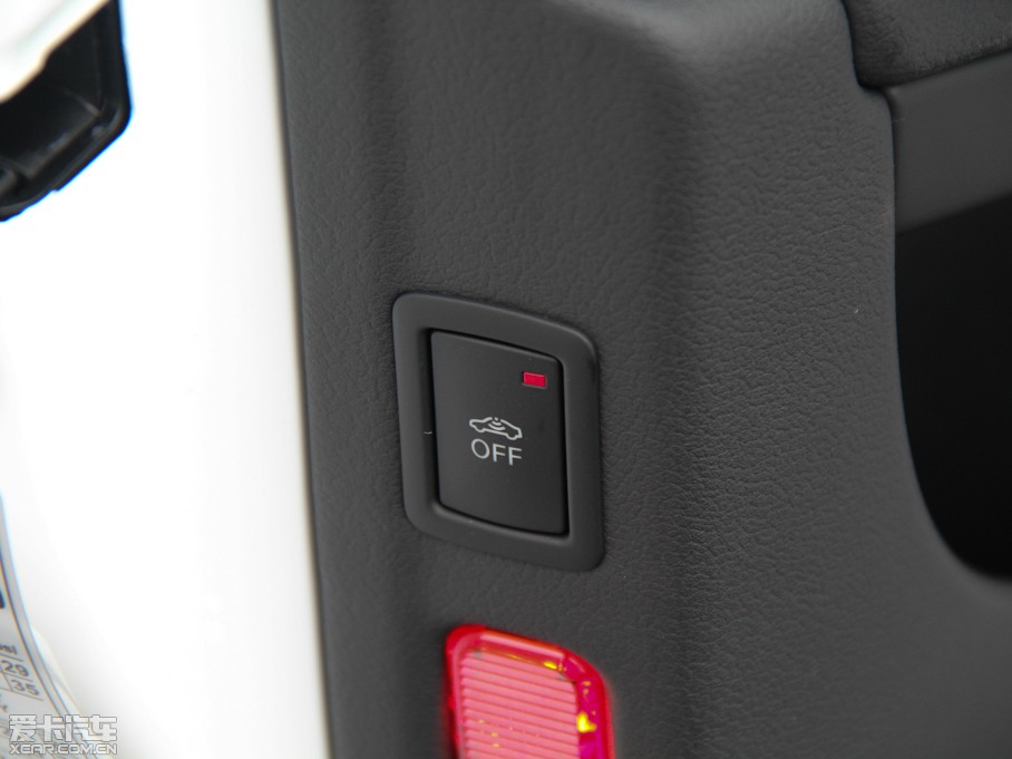 2015WA4L 35 TFSI ԄӼg