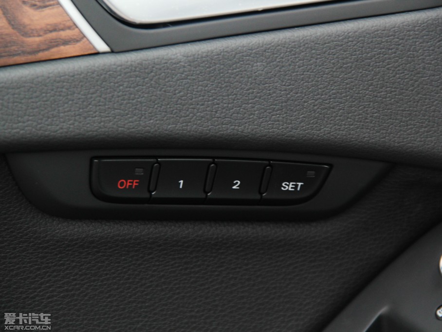 2015WA4L 35 TFSI ԄӼg