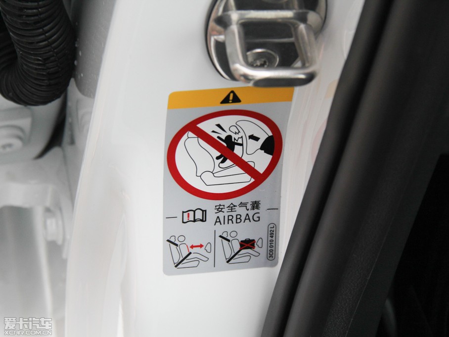 2015WA4L 35 TFSI ԄӼg