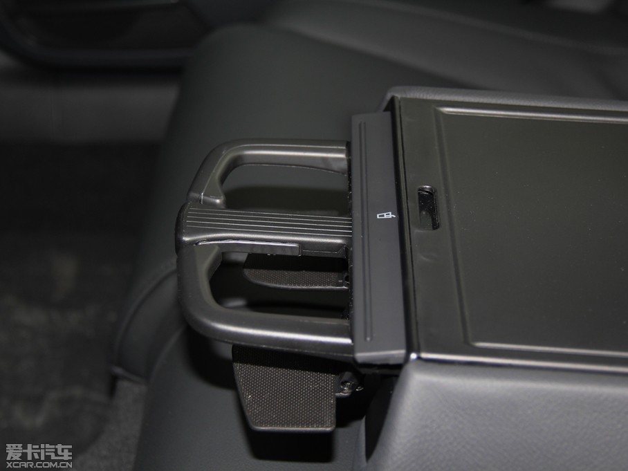 2015WA4L 35 TFSI ԄӼg