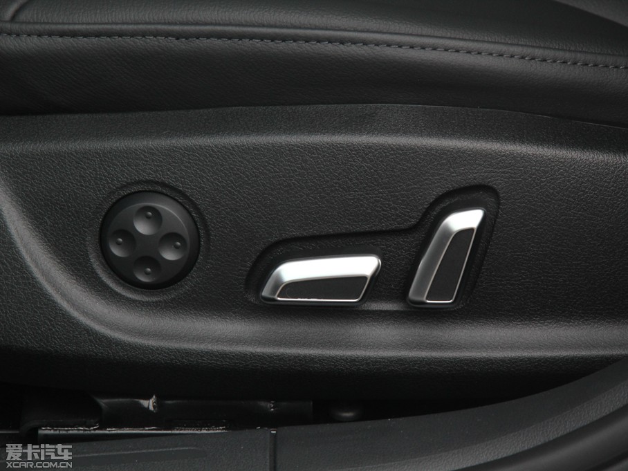 2015WA4L 35 TFSI ԄӼg