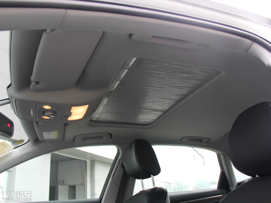 2015WA4L 35 TFSI ԄӼg