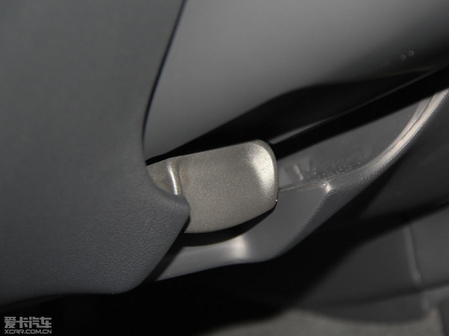 2015WA4L 35 TFSI ԄӼg