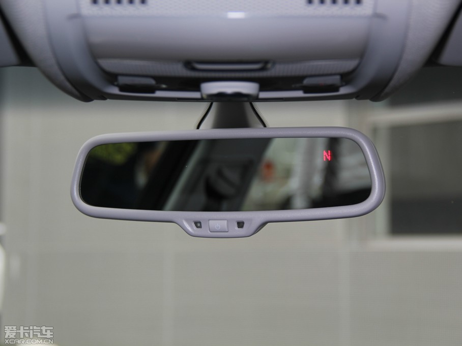 2015WA4L 35 TFSI ԄӼg