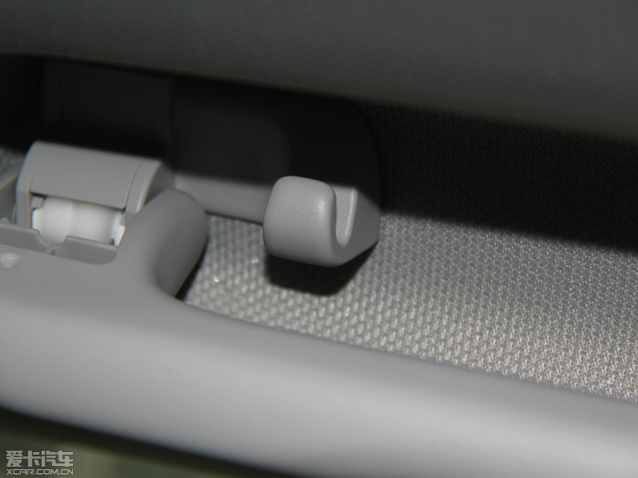 2015WA4L 35 TFSI ԄӼg