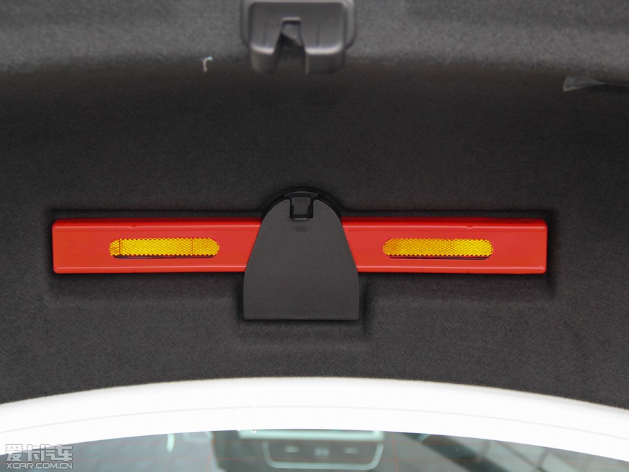 2015WA4L 35 TFSI ԄӼg